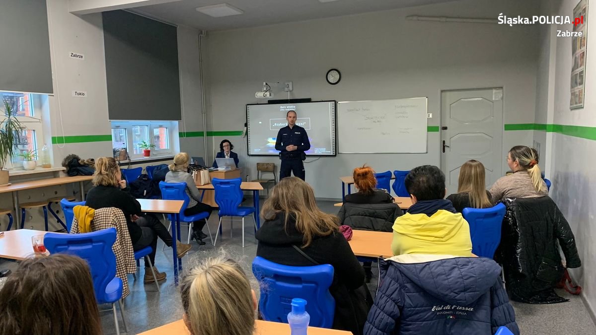 "Nie hejtuje". Spotkanie z nauczycielami i rodzicami uczniów