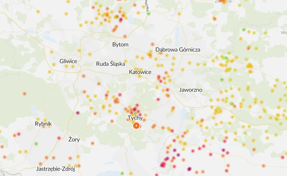 Słaba jakość powietrza w województwie śląskim. Unikaj przebywania na zewnątrz!