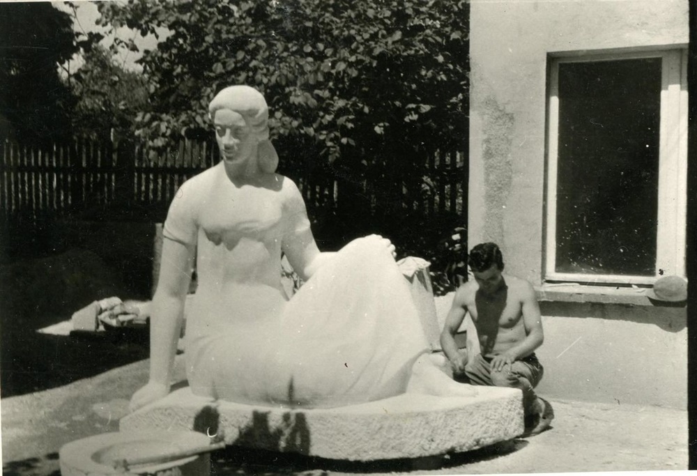 "Rzeźba to moje życie". Spotkanie z wodzisławskim rzeźbiarzem