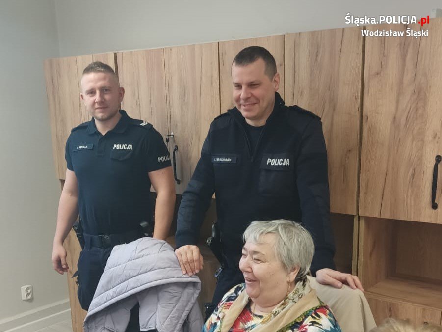 Bezpieczeństwo najważniejsze. Spotkanie dzielnicowych z wodzisławskimi seniorami