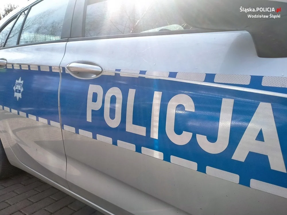 Kolejna kolizja w Wodzisławiu Śląskim. 21-letnia kierująca nie zachowała odległości!