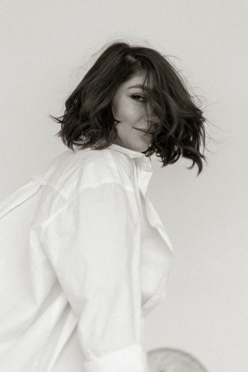 Białe koszule damskie