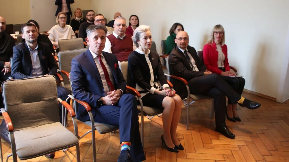 Piekary Śląskie: Eksperci KSSE spotkali z przedsiębiorcami