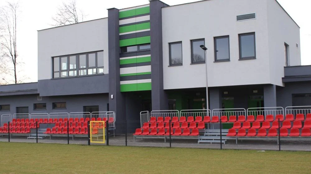 Stadion Czarnych Kozłowa Góra przebudowany