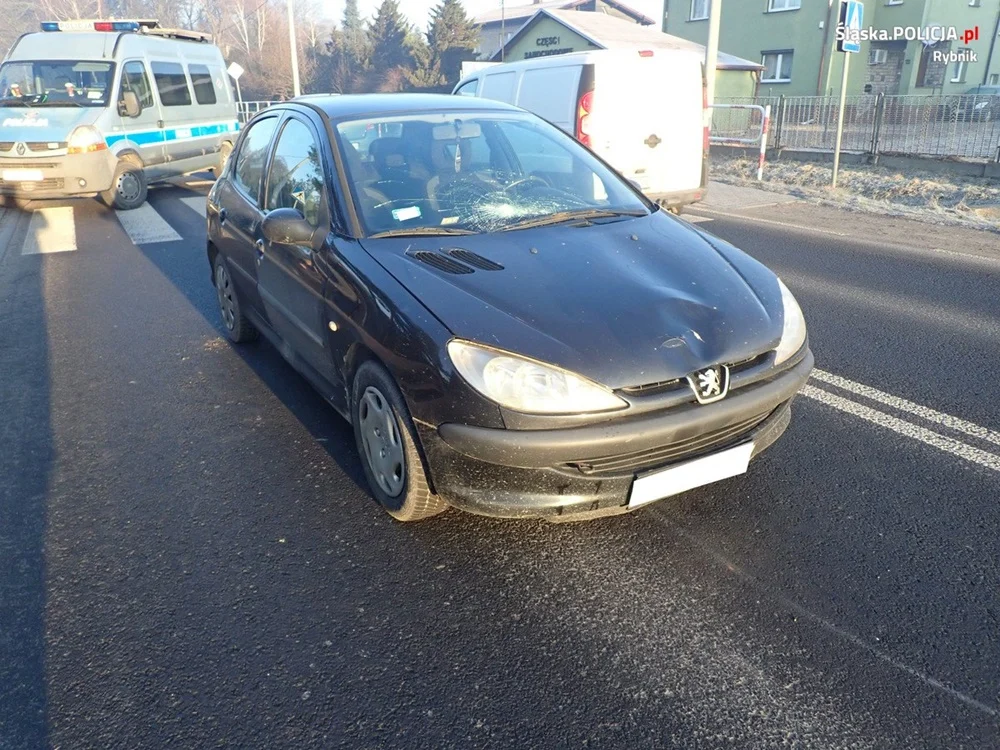 Potrącenie 11-latki na oznakowanym przejściu dla pieszych. Piesza trafiła do szpitala!