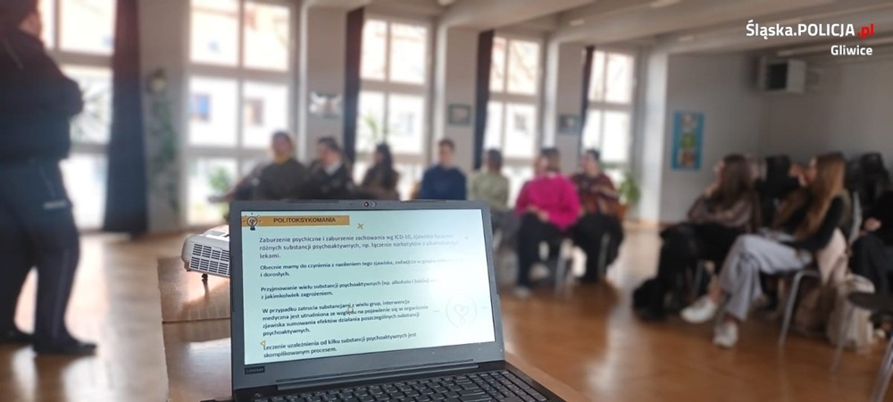 Gliwiccy profilaktycy debatują z młodzieżą o problemach
