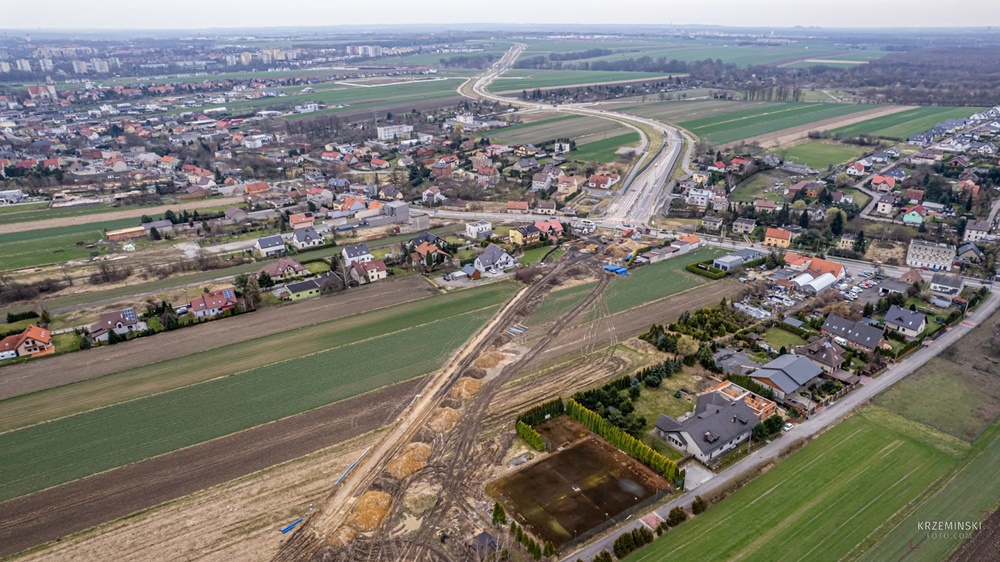Zachodnia obwodnica w trakcie "domykania". Nowy odcinek przejmie ruch samochodowy z DK 78