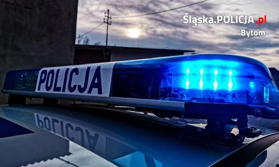 Para złodziejaszków wpadła na gorącym uczynku! Chcieli ukraść odzież w markecie