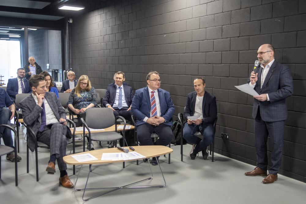 Jak otworzyć kolej na mieszkańców? W Bytomiu dyskutowali o tym przedstawiciele GZM