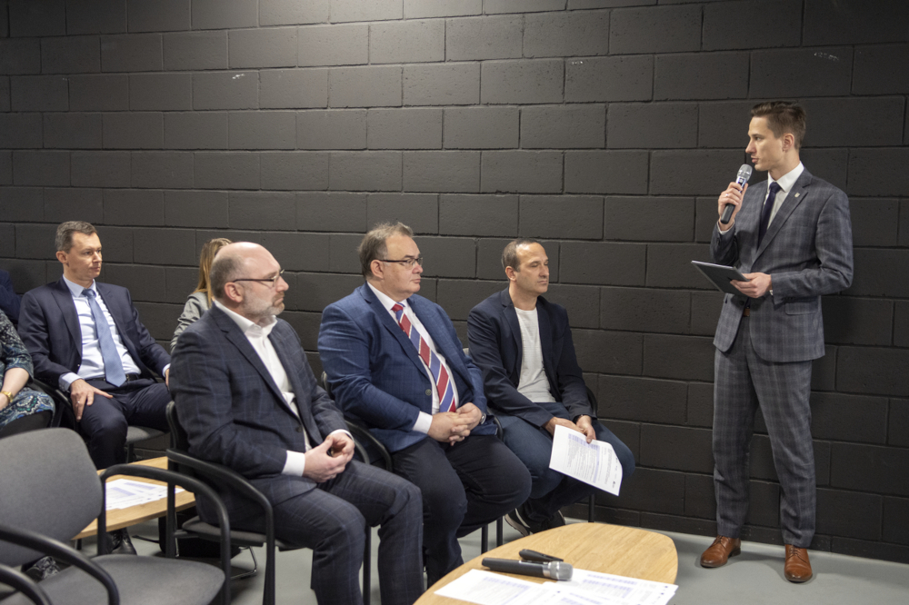 Jak otworzyć kolej na mieszkańców? W Bytomiu dyskutowali o tym przedstawiciele GZM