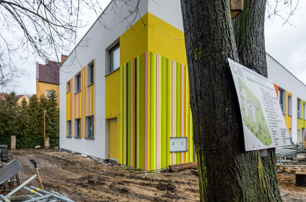 Bytom: Budowa nowego przedszkola w Miechowicach na finiszu. „Pod Bławatkiem” przeniesione