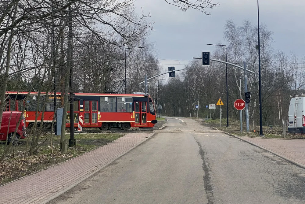 Bytom: Trwa przebudowa linii tramwajowej na Stroszek. Ruszają przebudowy przejazdów