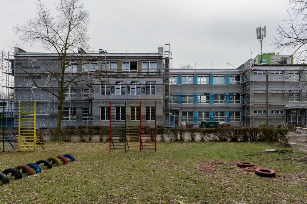 Bytom: Termomodernizacja budynku Szkoły Podstawowej Specjalnej nr 2 dobiega końca