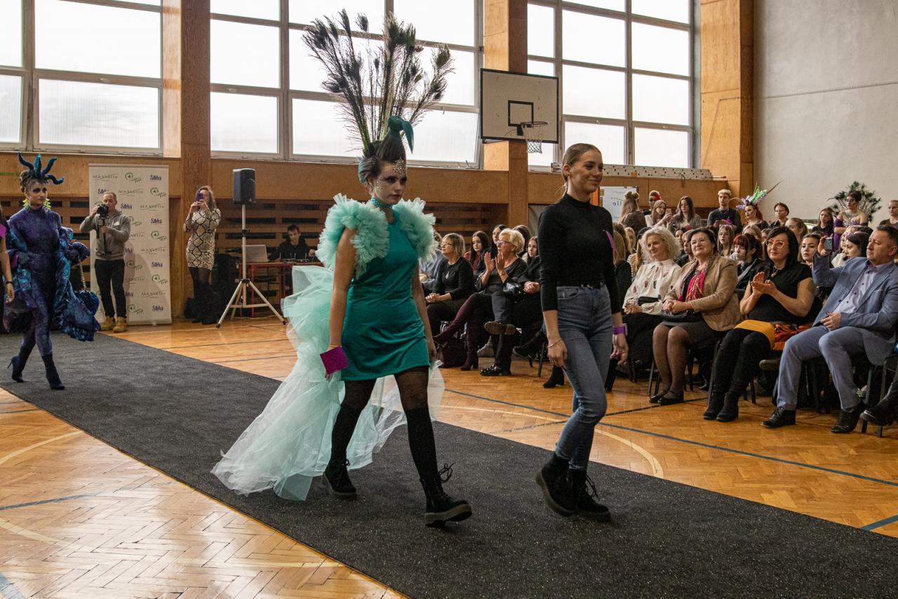 Finał VIII edycji Ogólnopolskiego Konkursu "Młody mistrz fryzjerstwa" 4