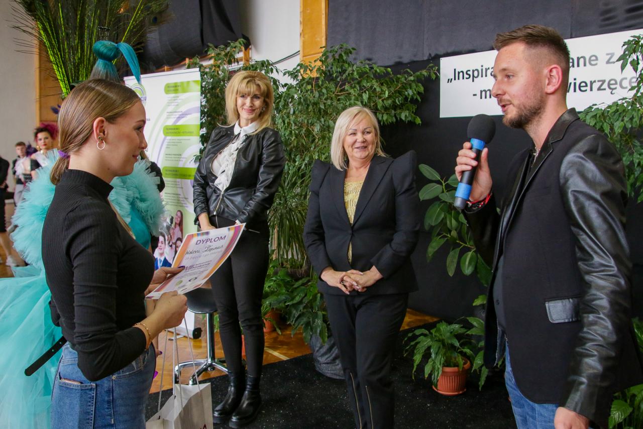 Finał VIII edycji Ogólnopolskiego Konkursu "Młody mistrz fryzjerstwa" 15