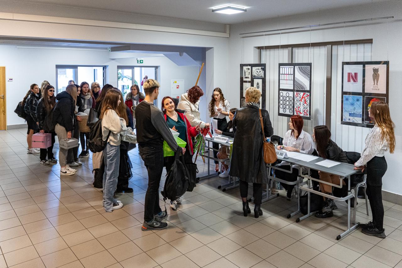 Finał VIII edycji Ogólnopolskiego Konkursu "Młody mistrz fryzjerstwa" 25