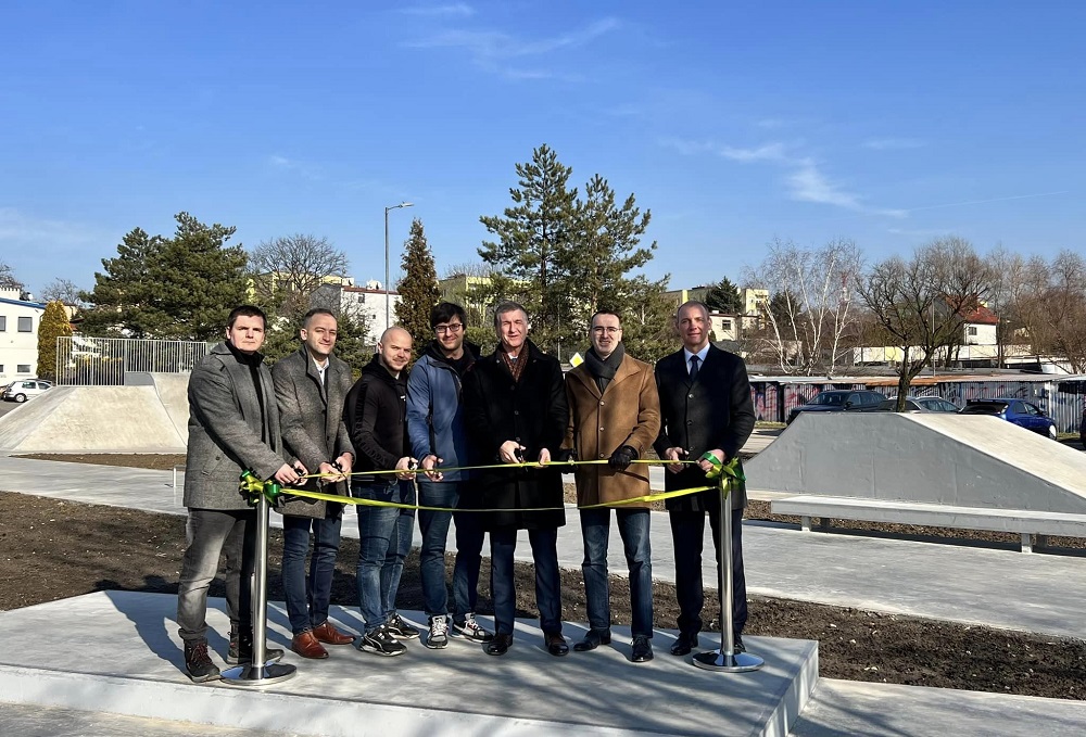 Mikołów: Skatepark na Grażyńskiego został oddany do użytku