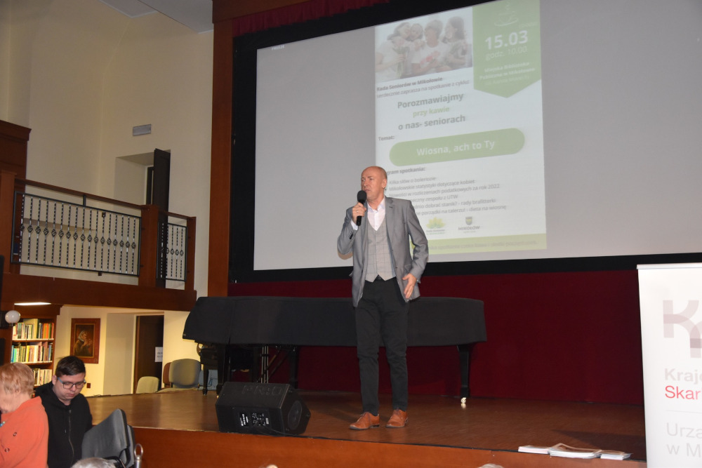 Mikołów: Seniorzy gotowi na wiosnę. Spotkanie w bibliotece