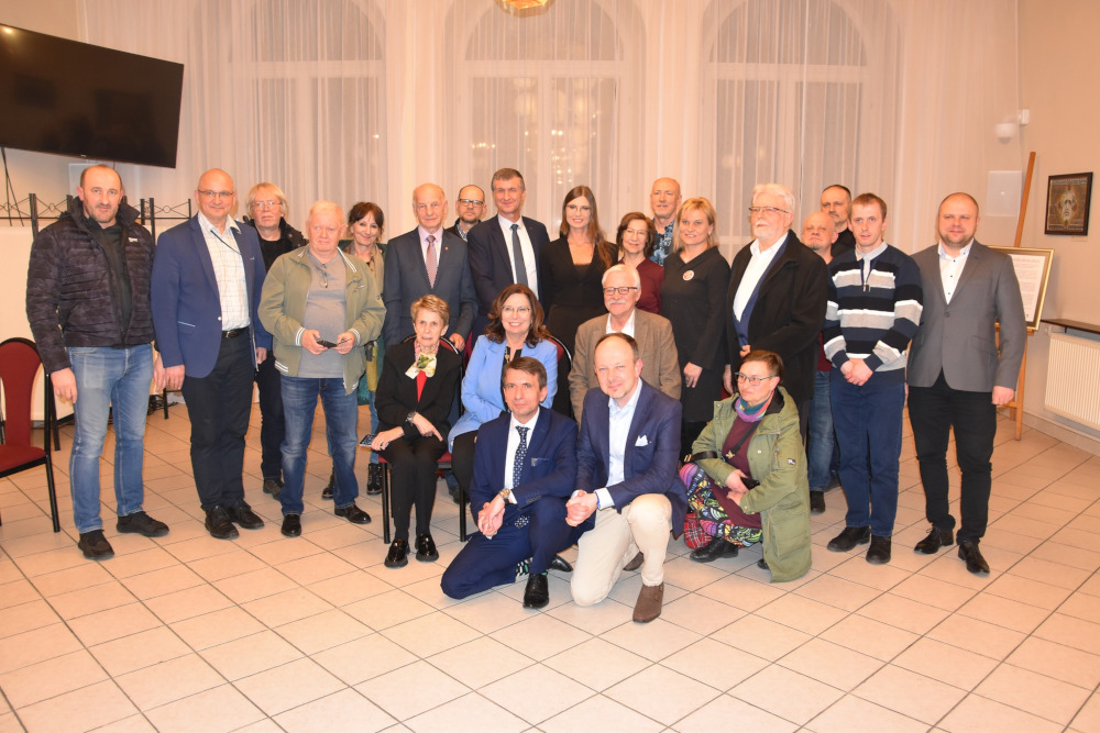 CPK, inflacja i zmiany w ordynacji. O tym rozmawiali mieszkańcy z parlamentarzystami KO