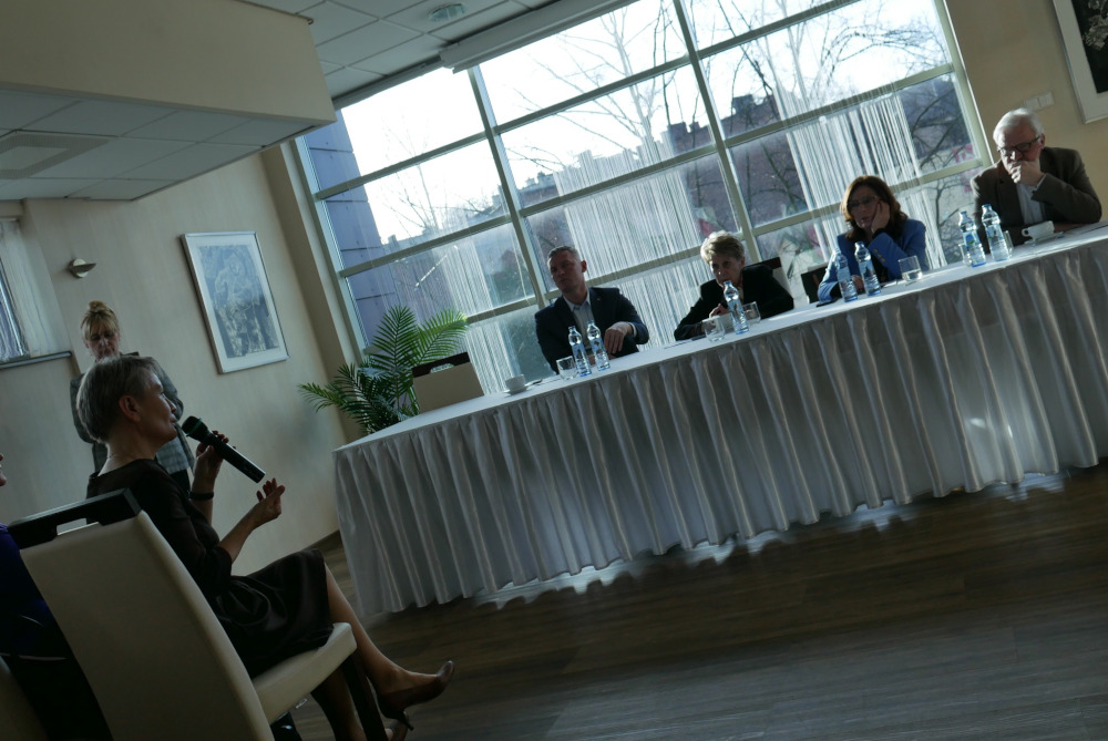 Mikołów: O wyzwaniach współczesnej edukacji. Spotkanie z parlamentarzystami KO