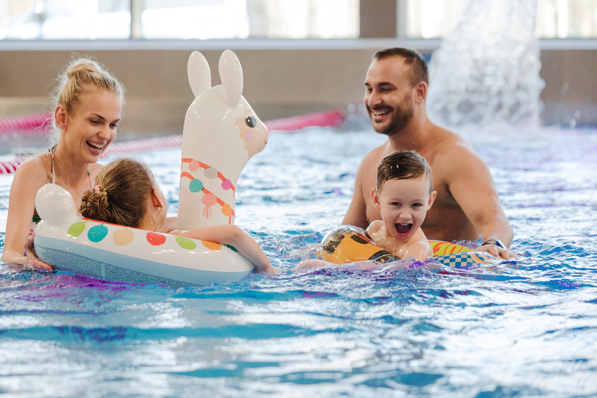 Na katowickich basenach dzieci czują się "Jak ryba w wodzie"