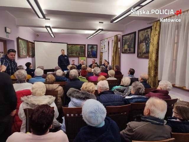 Debata społeczna o bezpieczeństwie seniorów