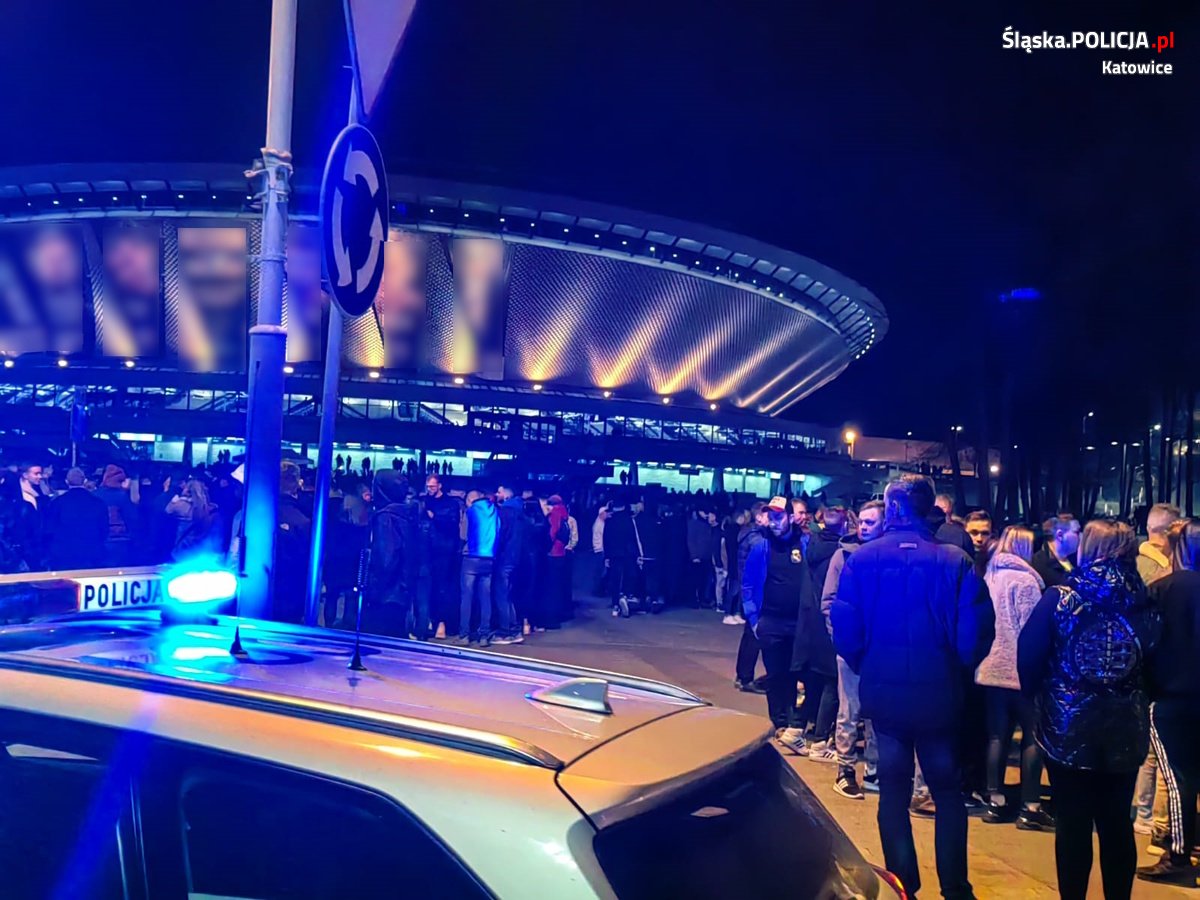 Katowiccy policjanci zabezpieczali imprezy masowe
