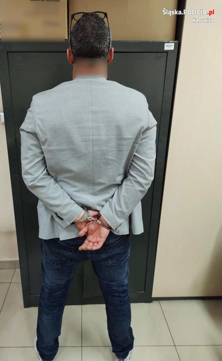 Katowiccy policjanci zatrzymali włosko-ukraińską parę handlującą narkotykami