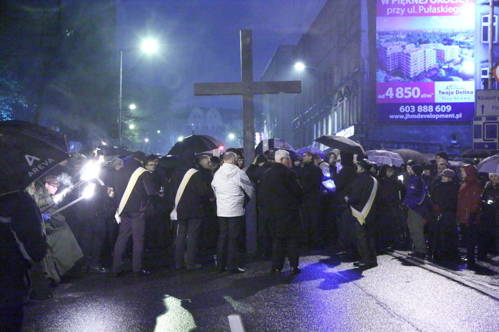 Katowice: Droga Krzyżowa przejdzie ulicami miasta w najbliższy piątek