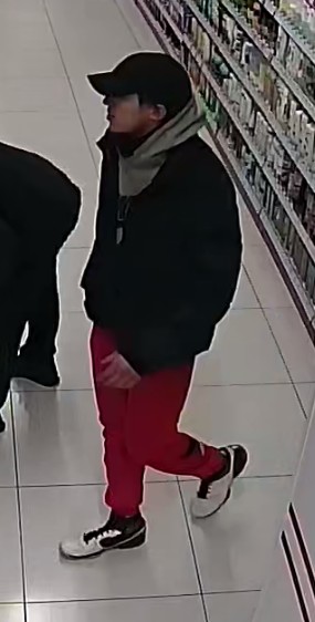 Chorzowscy policjanci poszukują sprawcy kradzieży