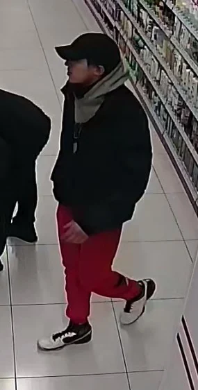 Chorzowscy policjanci poszukują sprawcy kradzieży