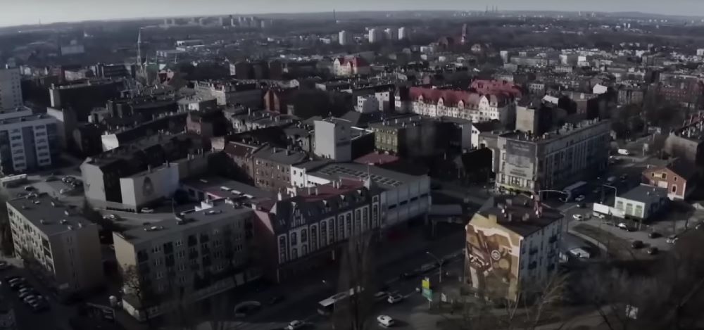 Cwajka oczami jutubera. Czy rzeczywiście jest aż tak źle? Mieszkańcy zaprzeczają