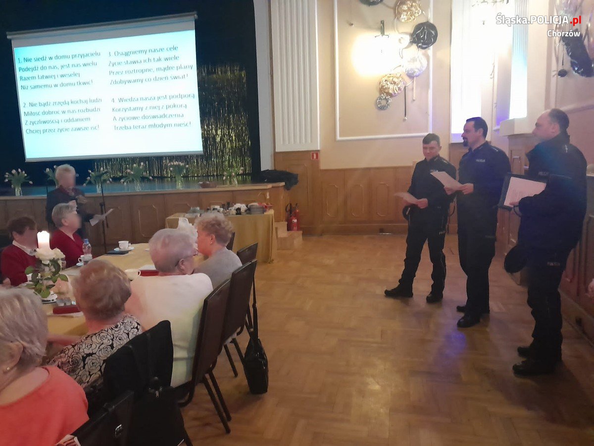 Debata społeczna o bezpieczeństwie seniorów