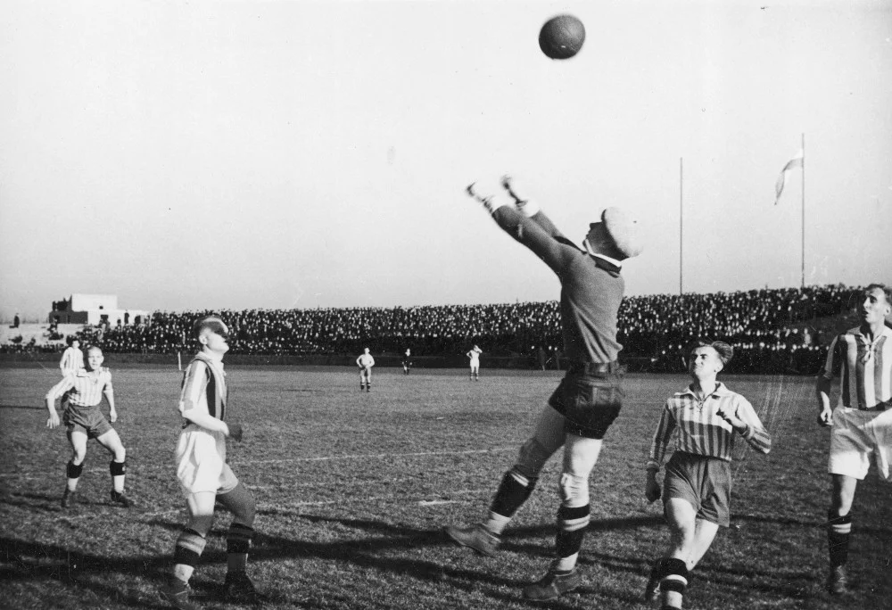 45. Mecz piłki nożnej Ruch Wielkie Hajduki-Cracovia w Hajdukach Wielkich w 1935 roku