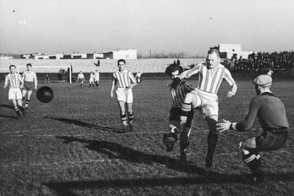 46. Mecz piłki nożnej Ruch Wielkie Hajduki-Cracovia w Hajdukach Wielkich w 1935 roku