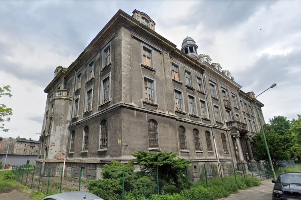 Chorzów darmowo odda zabytkowy ratusz w Hajdukach. Neobarokowy zabytek zostanie uratowany?