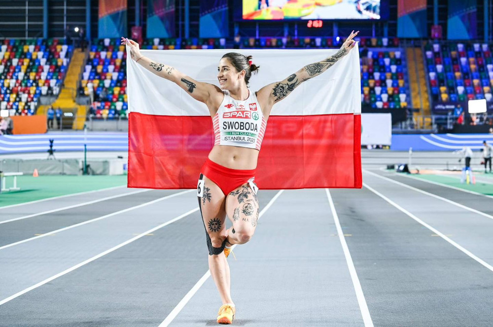 Ewa Swoboda wicemistrzynią Europy. Sprinterka ze srebrnym medalem Halowych ME