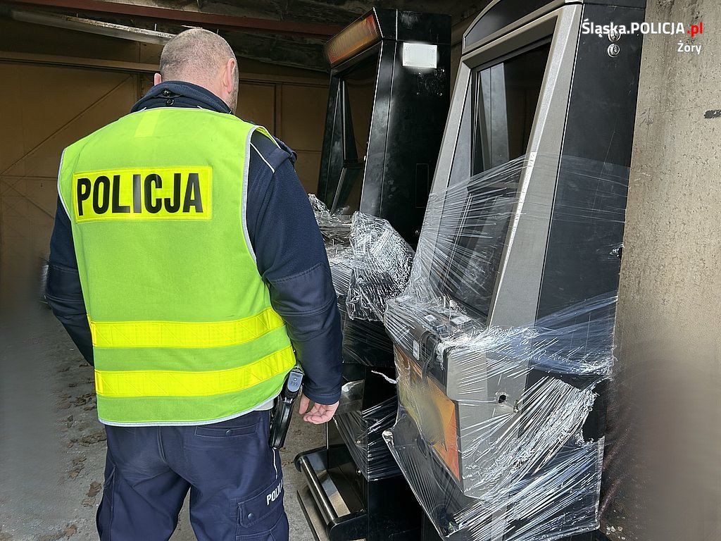 Żory. Policjanci zarekwirowali nielegalne automaty do gier hazardowych!