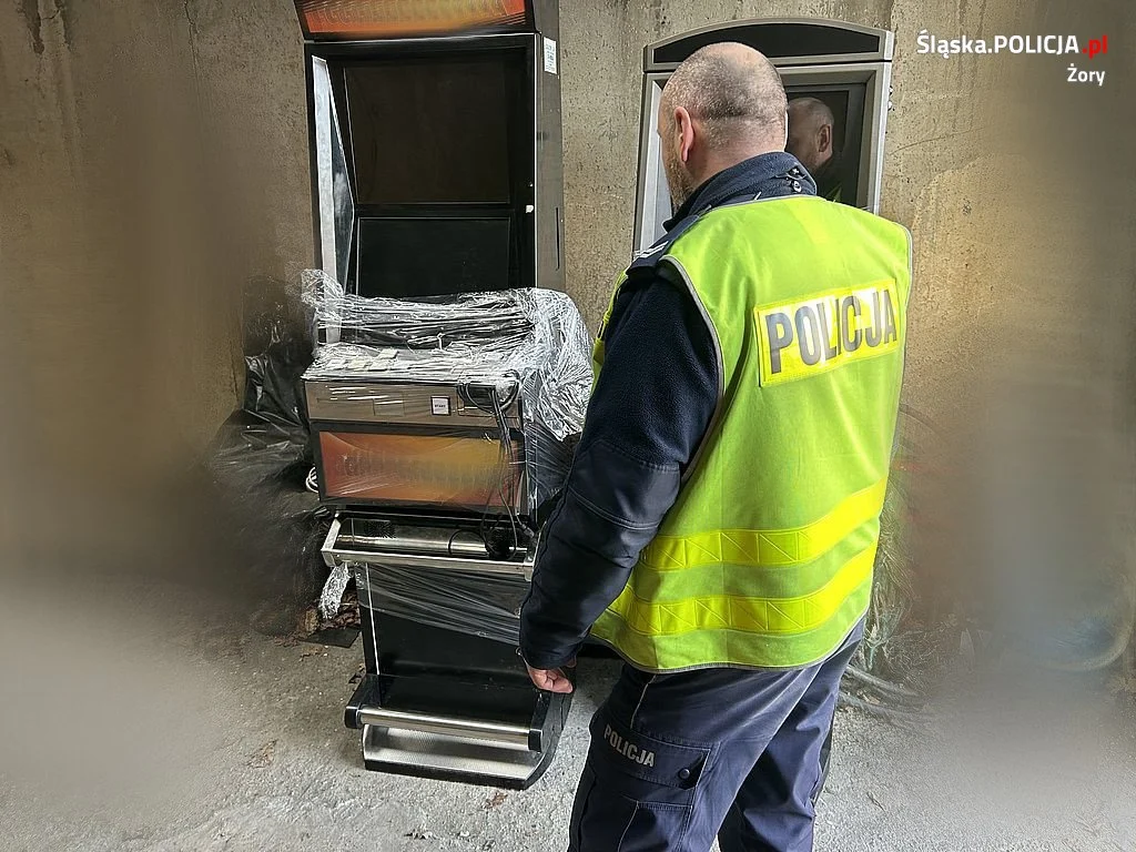 Żory. Policjanci zarekwirowali nielegalne automaty do gier hazardowych!