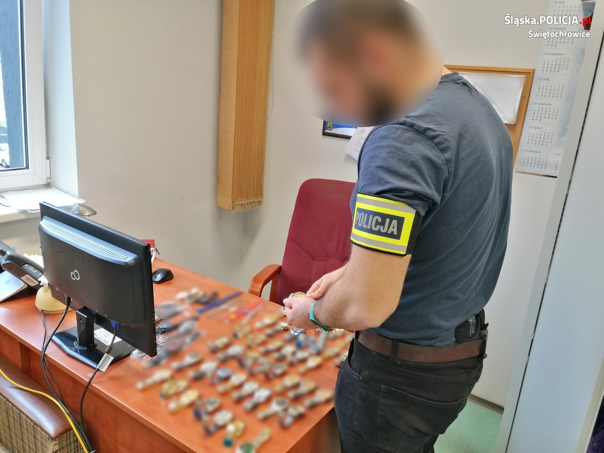 45-latek handlował podrobionymi zegarkami