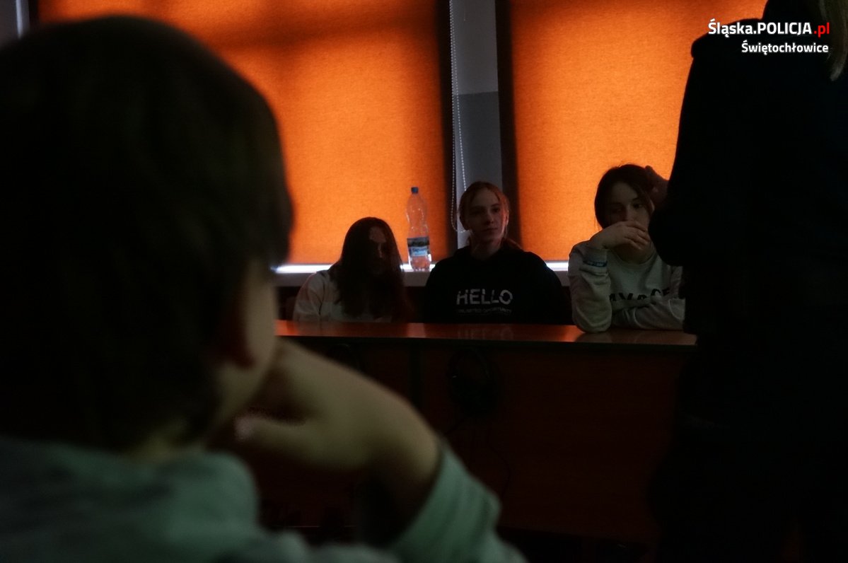 Spotkanie na temat mowy nienawiści z uczniami SP nr 3 w Świętochłowicach