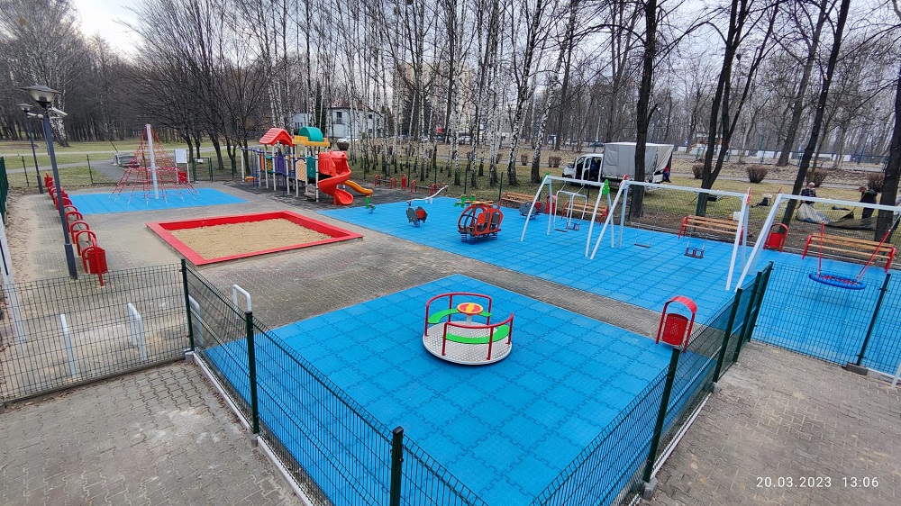 Plac zabaw na świętochłowickiej „Skałce” jak nowy? Zakończyła się już jego modernizacja