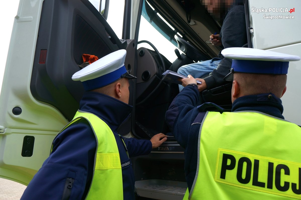 Kontrole transportu drogowego w Świętochłowicach