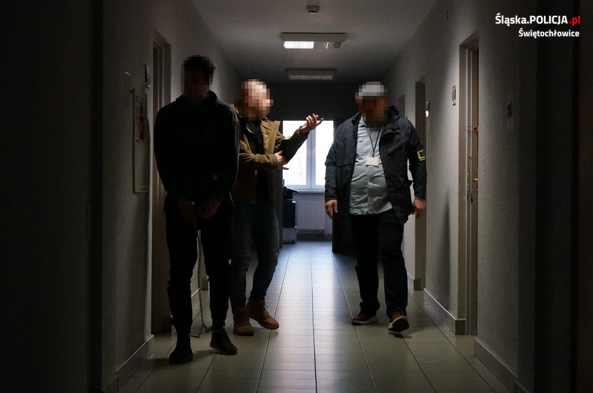 Trzech młodych mężczyzn zatrzymanych za pobicie. Grożą im 3 lata pozbawienia wolności