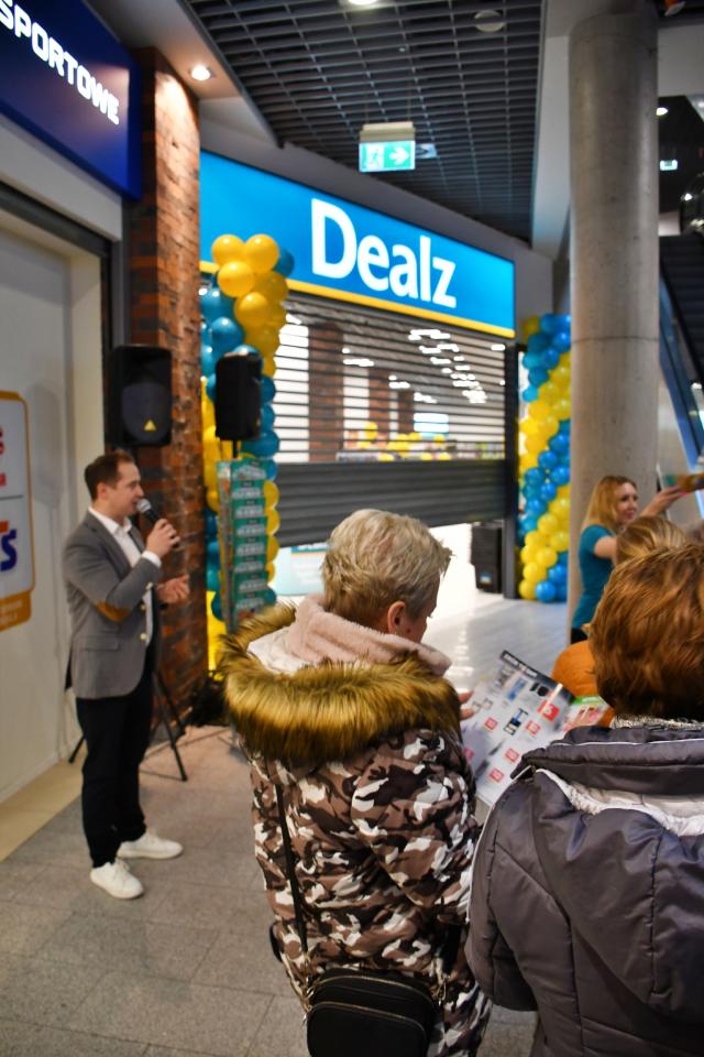 Otwarcie sklepu Dealz w Zabrzu 7