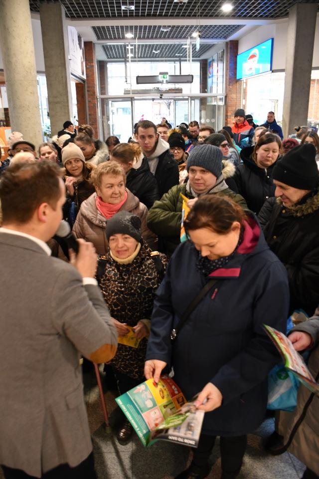 Otwarcie sklepu Dealz w Zabrzu 8