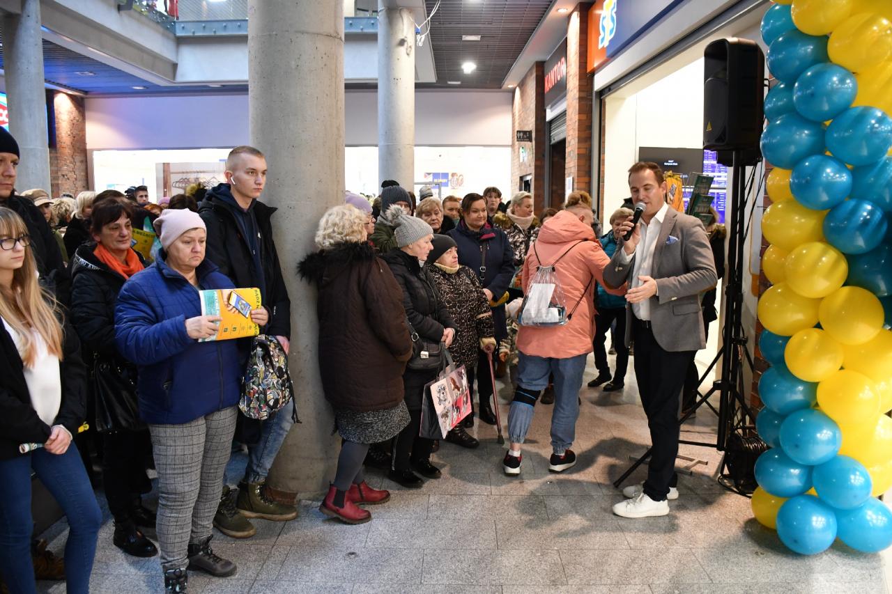 Otwarcie sklepu Dealz w Zabrzu 11