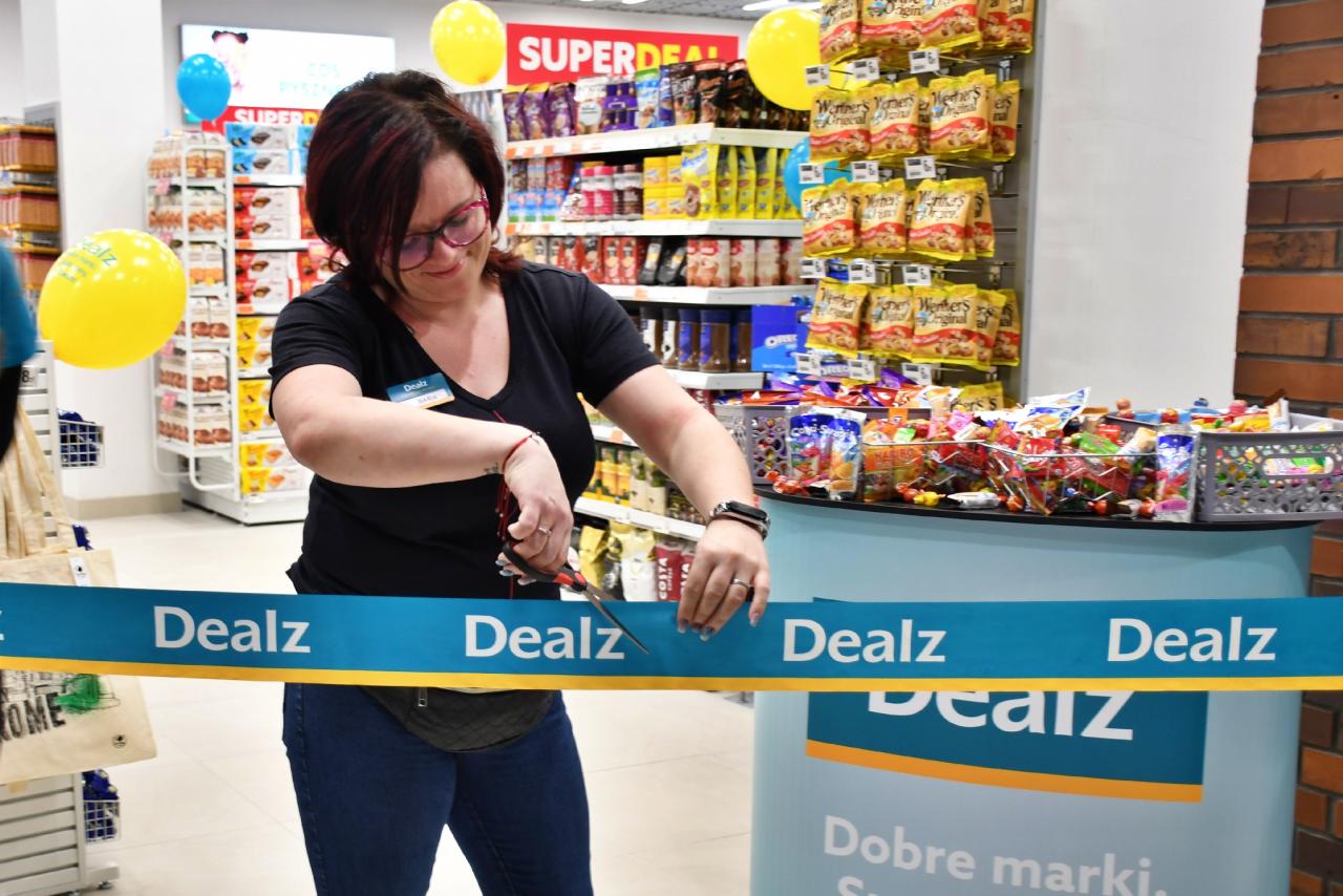Otwarcie sklepu Dealz w Zabrzu 13