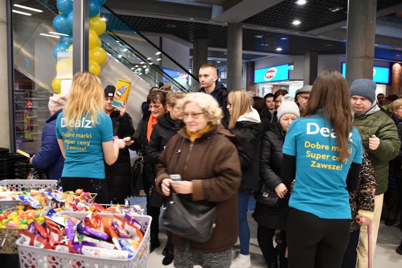 Otwarcie sklepu Dealz w Zabrzu 15