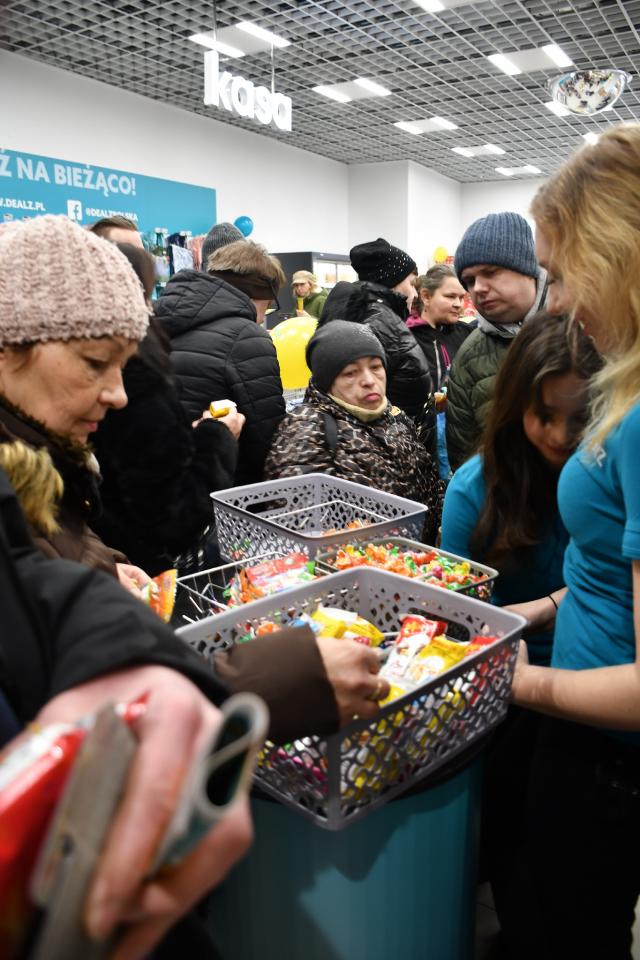 Otwarcie sklepu Dealz w Zabrzu 21